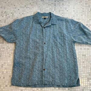 Tommy Bahama Silk Blue Hawaiian Men’s Shirt with Pineapple on Back Size Large